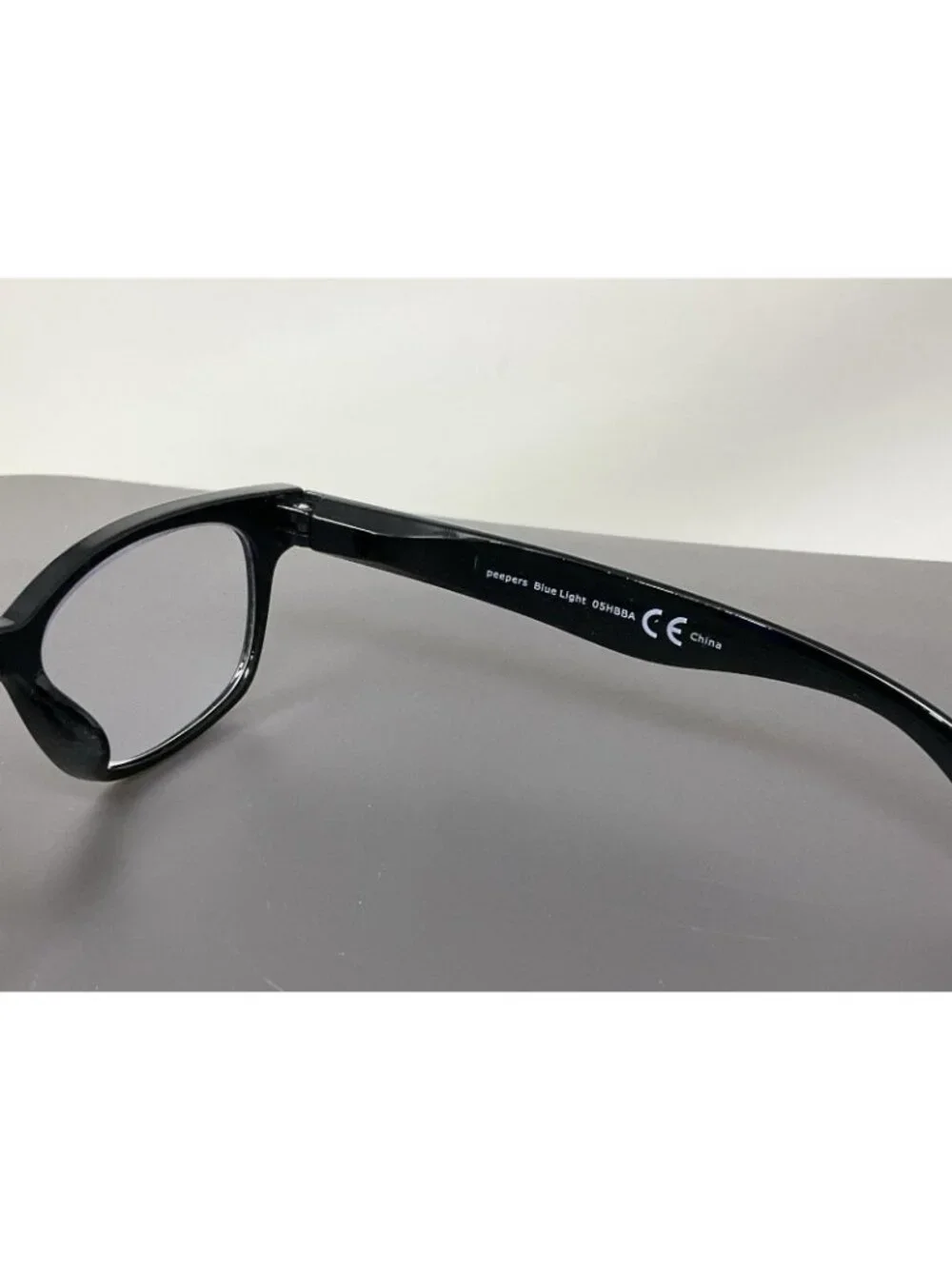 Peepers frame very